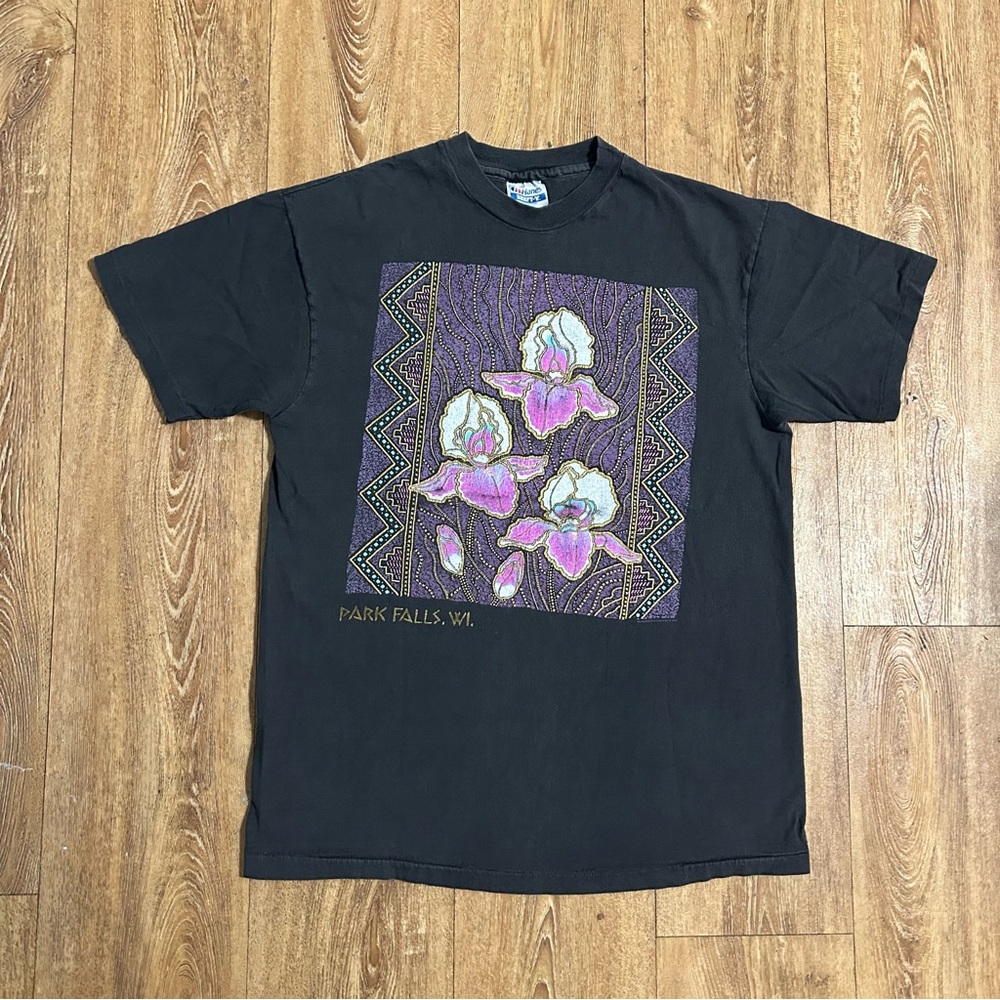 Vintage 1980s Hanes Caledonia Pink Iris Graphic T-shirt Men’s L USA Made Black